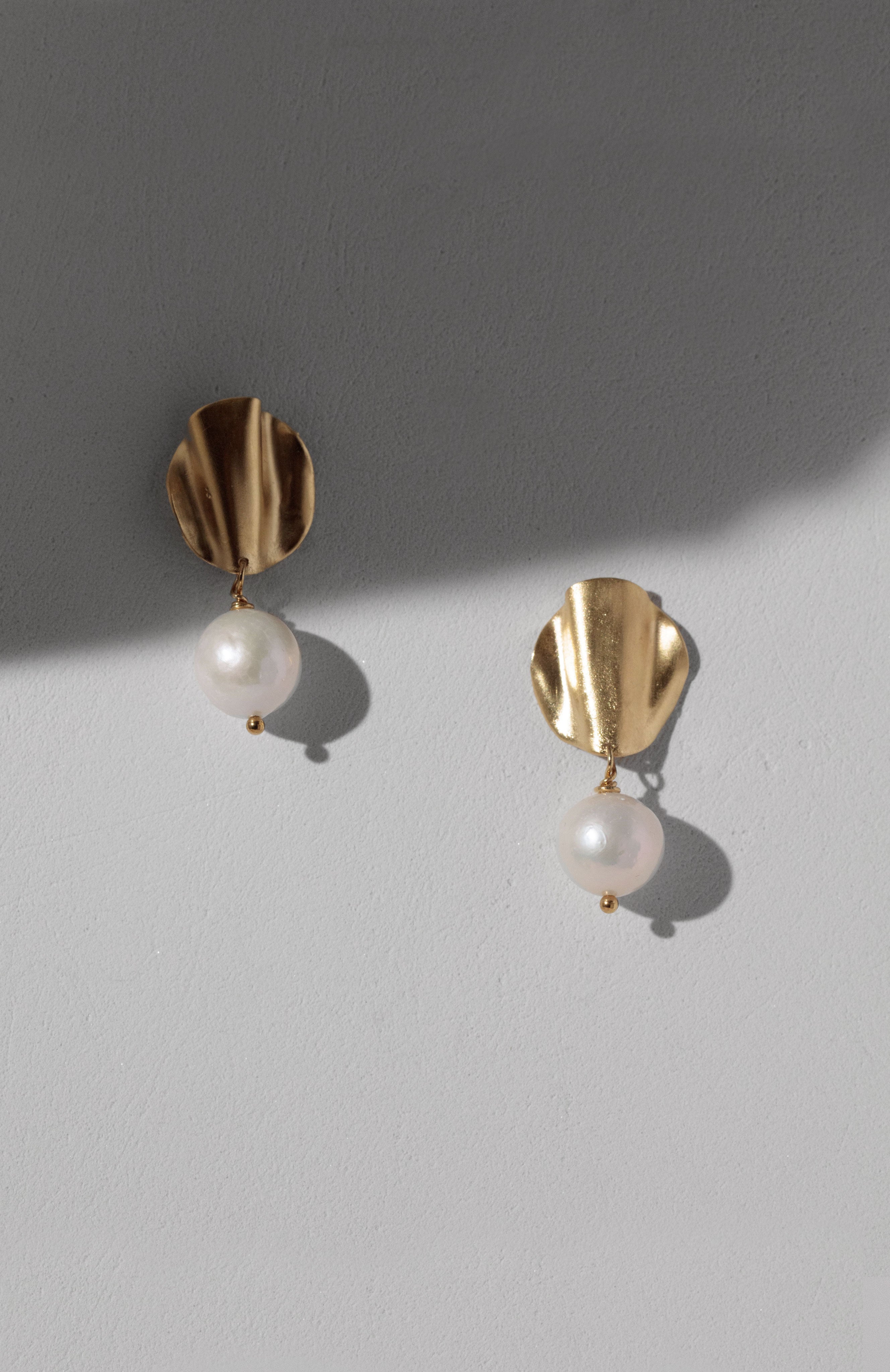 Draped Pearl earring - single or pair