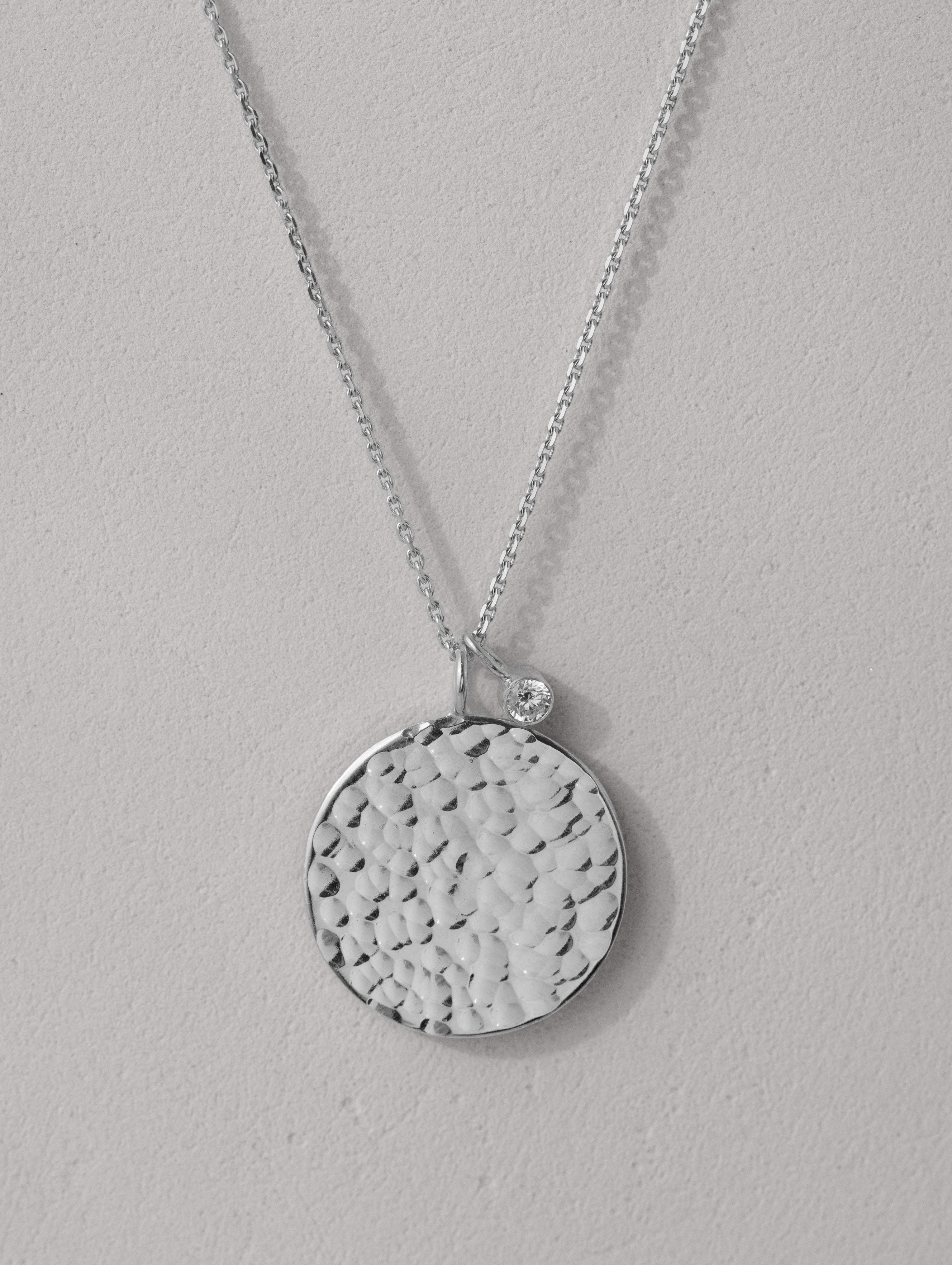 Shape Necklace with stone - Round Large
